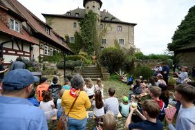 Impressionen des Festes auf Burg Brandenstein.
